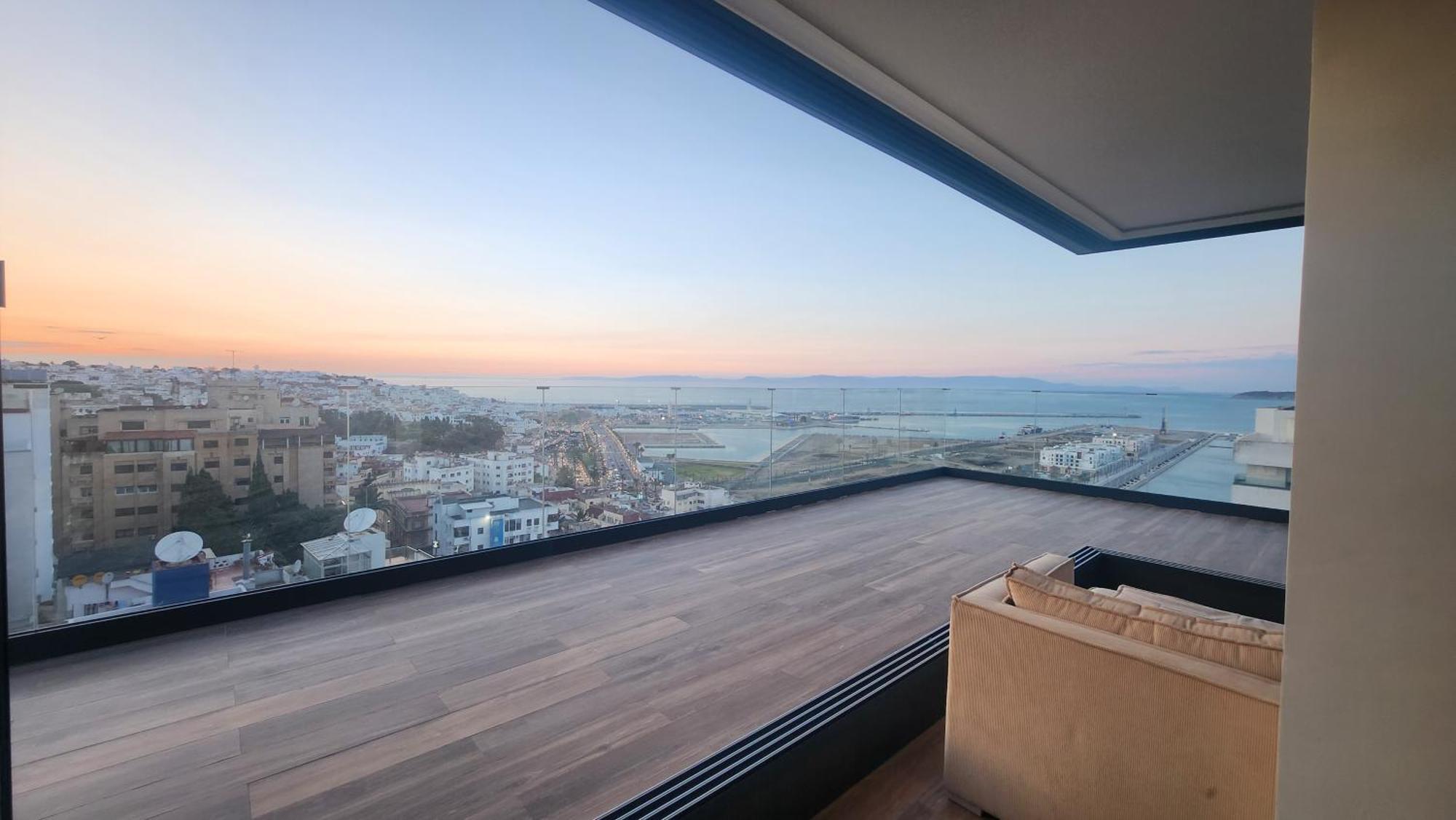 Magnifique Penthouse 160M2 Terrasse 90M2 Vue Mer Танжер Екстериор снимка
